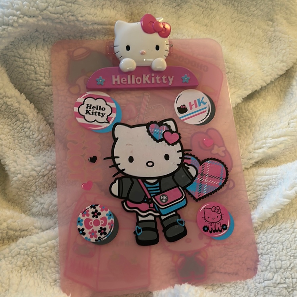 Hello kitty paper clip board